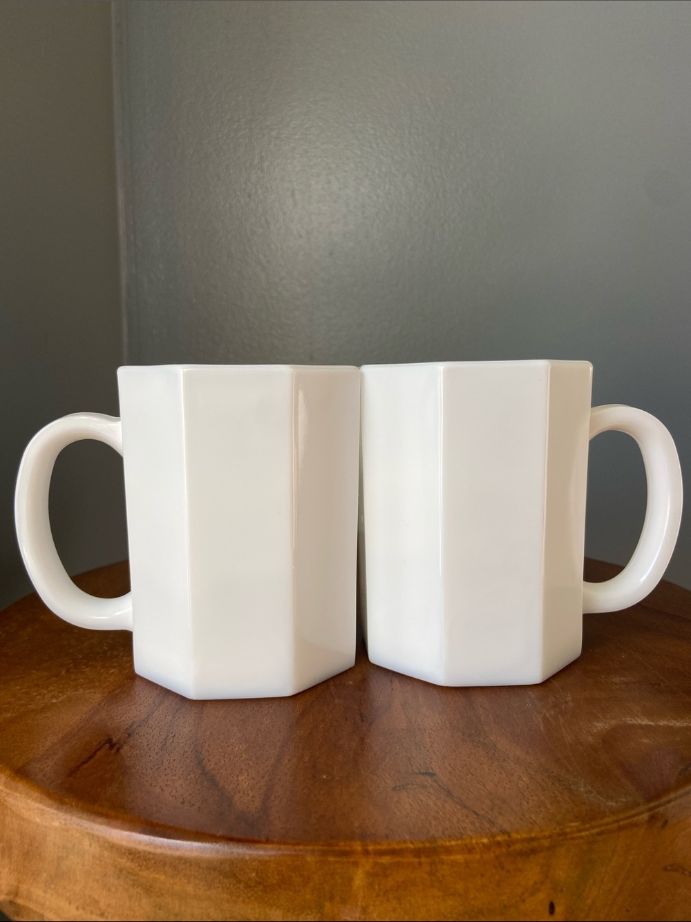 Vintage Arcoroc Octime white milk glass mugs set of 2 - Picture 5 of 5